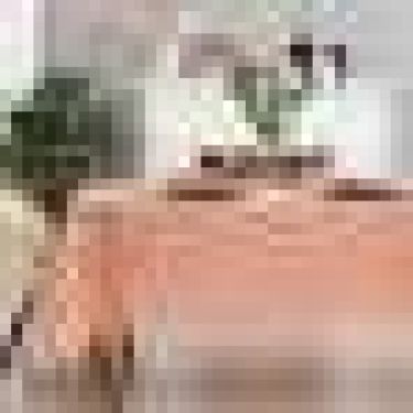 Скатерть Этель "Пуансеттия" цв.розовый, 142*180 +/-3 см, 115 ±10 гр,100% п/э